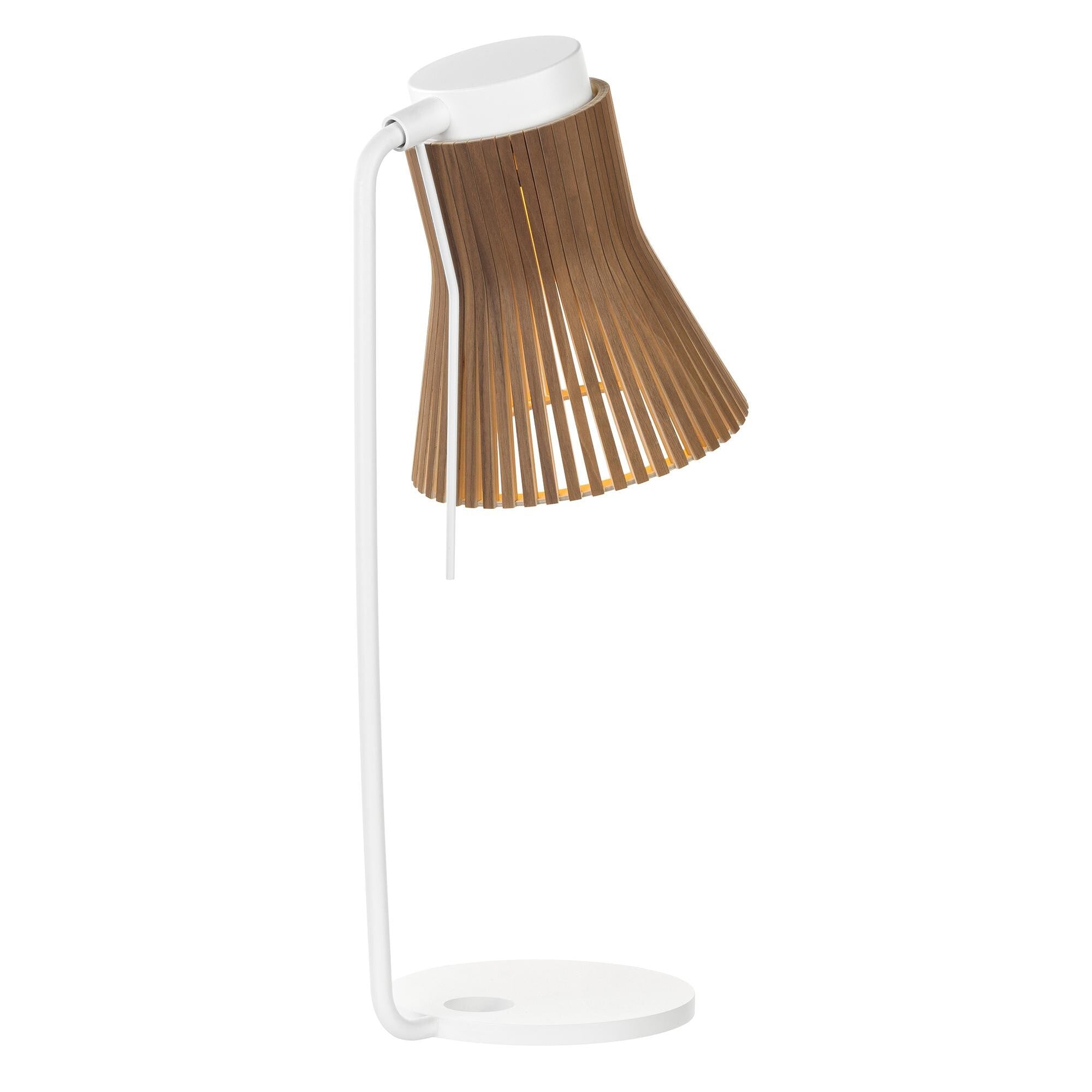 Secto Design Lighting | Mobiliário, Iluminação e Acessórios - colecção completa na Paris:Sete. Decoração e Design de Interiores