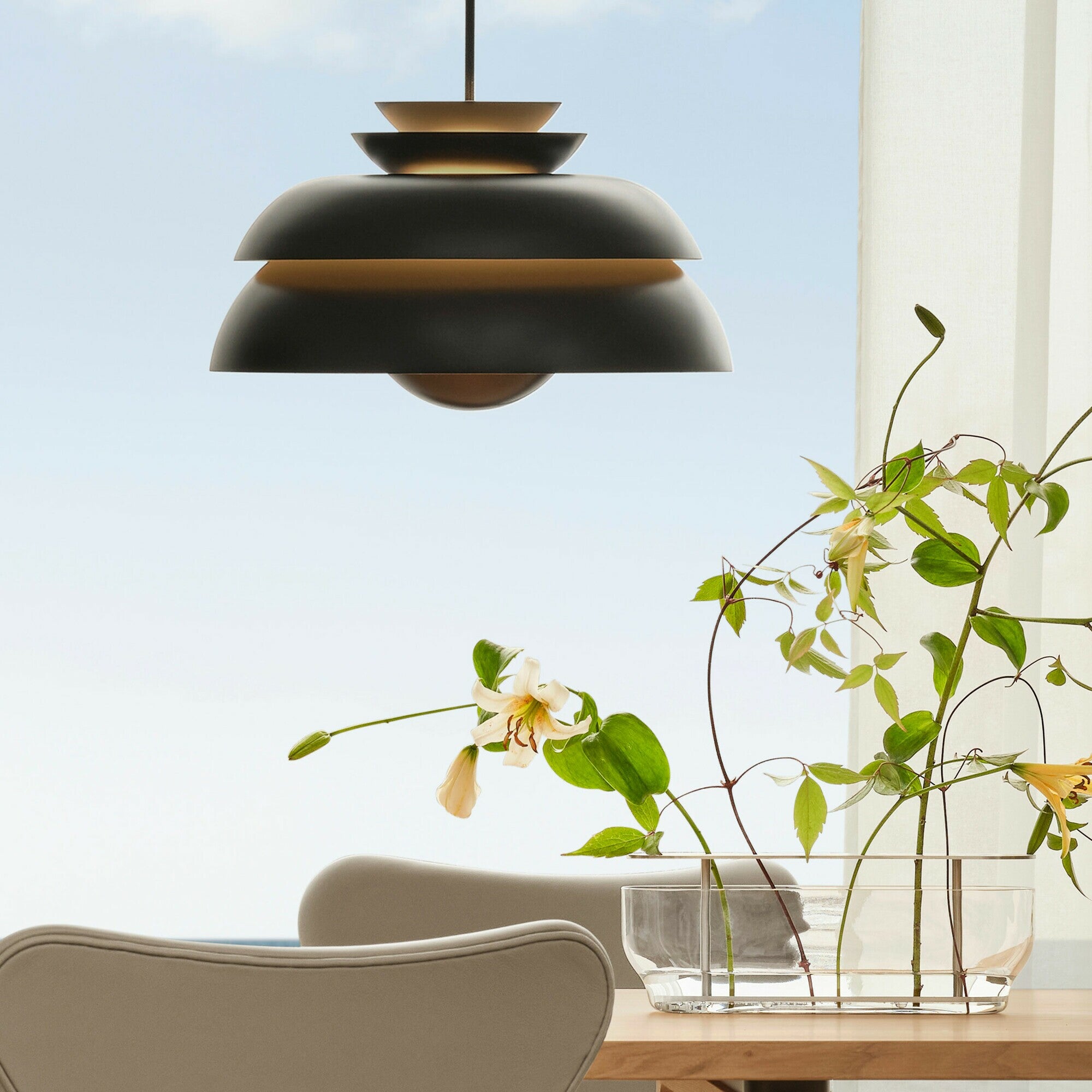 Fritz Hansen Design Mobiliário, Iluminação e Acessórios - colecção completa na Paris:Sete. Decoração e Design de Interiores