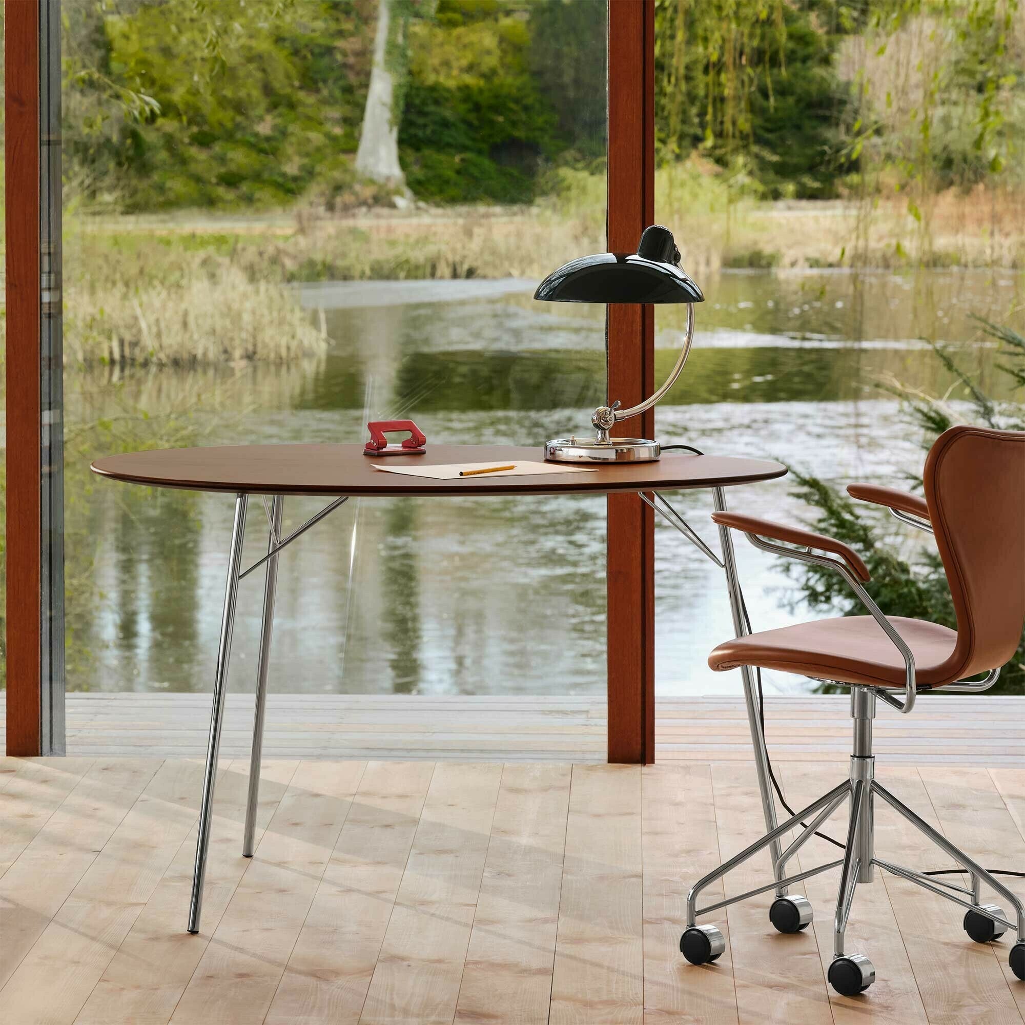 Fritz Hansen Design Mobiliário, Iluminação e Acessórios - colecção completa na Paris:Sete. Decoração e Design de Interiores